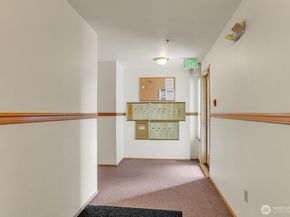 4425 Greenwood Avenue N 105, Seattle WA 98103