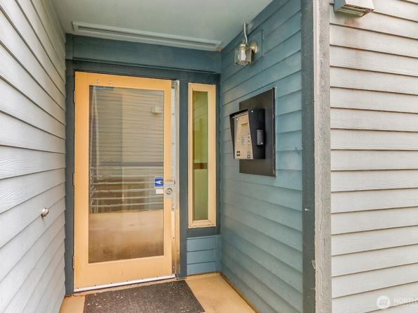 4425 Greenwood Avenue N 105, Seattle WA 98103