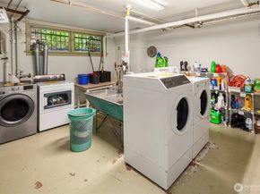 408 Bellevue Avenue E 205, Seattle WA 98102