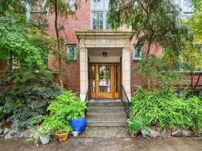 408 Bellevue Avenue E 205, Seattle WA 98102