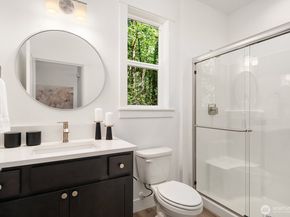 10702 SE 170th Place, Renton WA 98055