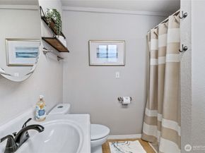 4001 176th Street SW, Lynnwood WA 98037