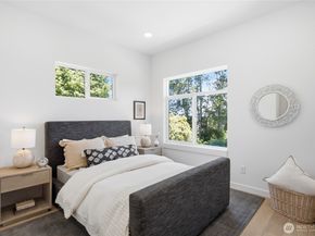 5720 NE 65th Street, Seattle WA 98115