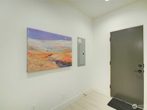 7912 34th Avenue SW, Seattle WA 98126