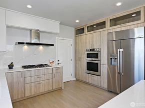 4524 12th Avenue S, Seattle WA 98108