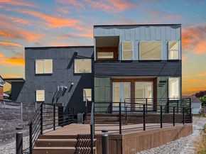 4524 12th Avenue S, Seattle WA 98108