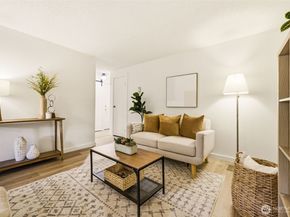 17211 NE 45th Street 79, Redmond WA 98052