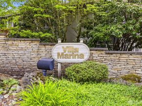 17211 NE 45th Street 79, Redmond WA 98052