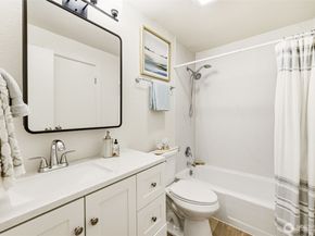 17211 NE 45th Street 79, Redmond WA 98052