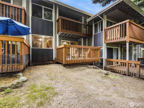 17211 NE 45th Street 79, Redmond WA 98052
