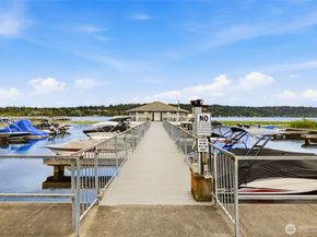 17211 NE 45th Street 79, Redmond WA 98052