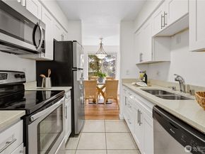 12525 NE 145th Place F97, Kirkland WA 98034