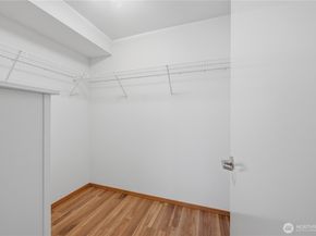 4020 Aurora Avenue N 304, Seattle WA 98103