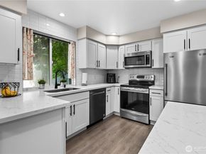 613 W 4th Avenue 103, Seattle WA 98119