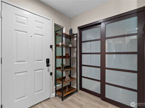 613 W 4th Avenue 103, Seattle WA 98119