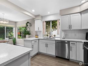 613 W 4th Avenue 103, Seattle WA 98119
