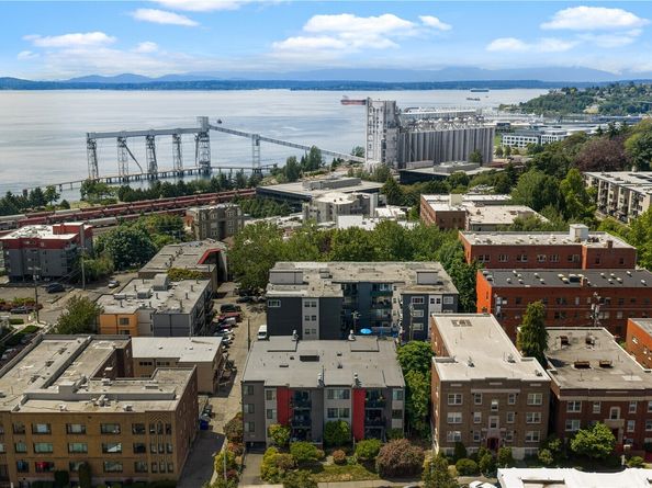 613 4th Avenue W 103, Seattle WA 98119