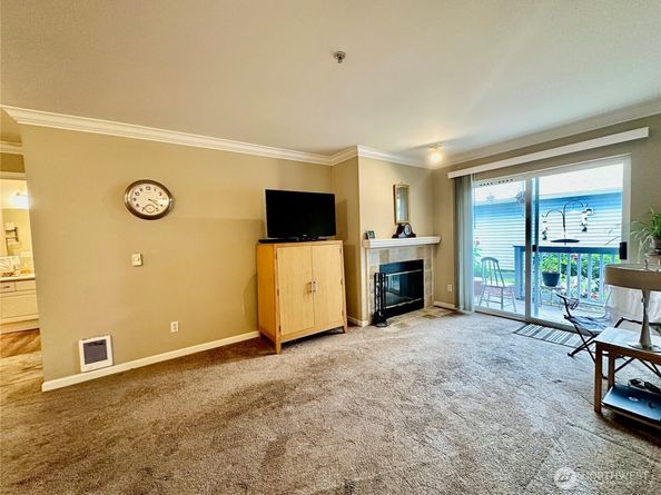 33020 10th Avenue SW X104, Federal Way WA 98023
