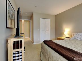 33020 10th Avenue SW X104, Federal Way WA 98023