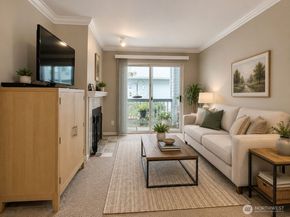 33020 10th Avenue SW X104, Federal Way WA 98023
