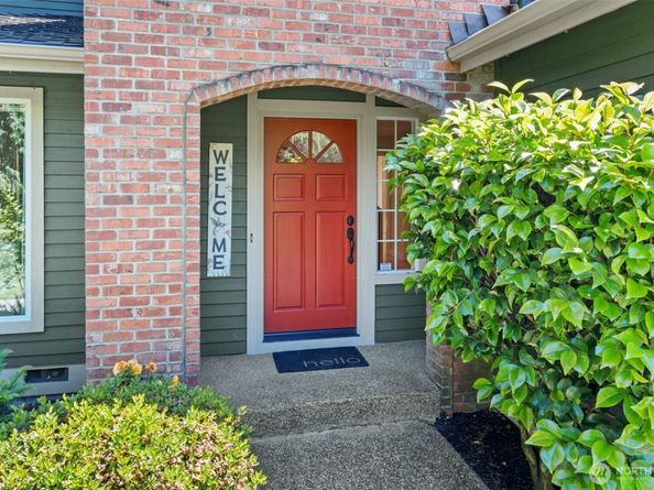 15310 163rd Court SE, Renton WA 98058
