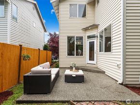 18009 15th Avenue W, Lynnwood WA 98037