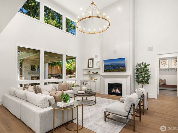 2425 153rd Avenue SE, Bellevue WA 98007