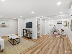 4809 SW Findlay Street, Seattle WA 98136