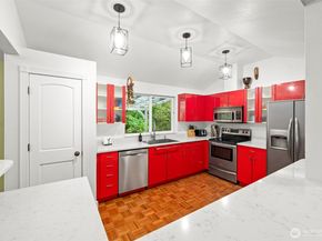 14616 106th Avenue NE, Bothell WA 98011