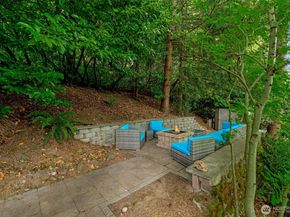 14616 106th Avenue NE, Bothell WA 98011
