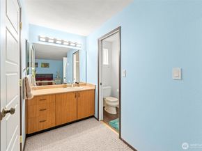 14616 106th Avenue NE, Bothell WA 98011