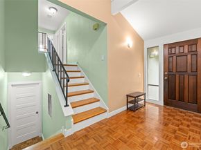 14616 106th Avenue NE, Bothell WA 98011