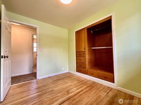 1336 S 279th Street, Des Moines WA 98198