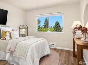4313 216th Street SW, Mountlake Terrace WA 98043