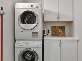 2040 43rd Avenue E 201, Seattle WA 98112