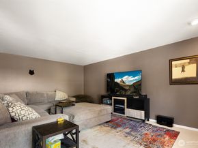 14211 SE 162nd Place, Renton WA 98058