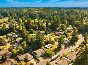 14211 SE 162nd Place, Renton WA 98058