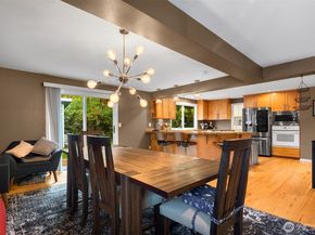 14211 SE 162nd Place, Renton WA 98058