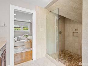 114 Queen Anne Drive, Seattle WA 98109