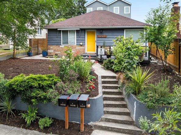 9456 21st Avenue SW C, Seattle WA 98106