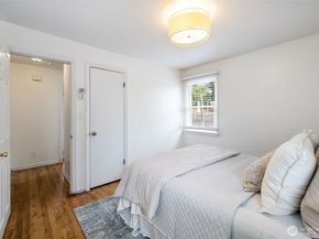 9456 21st Avenue SW C, Seattle WA 98106
