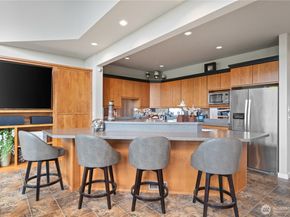 8668 NE Point No Point Road, Hansville WA 98340