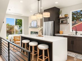 2836 NW 73rd Street B, Seattle WA 98117