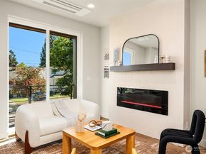 2836 NW 73rd Street B, Seattle WA 98117