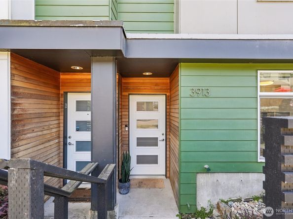 3913 SW Hudson Street, Seattle WA 98116