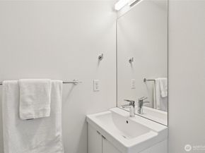 3913 SW Hudson Street, Seattle WA 98116