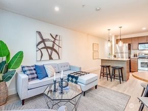 626 4th Avenue W 104, Seattle WA 98119