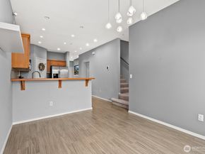 25220 104th Avenue SE 9, Kent WA 98030