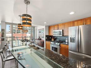 2929 1st Avenue 817, Seattle WA 98121