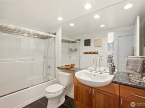 2929 1st Avenue 817, Seattle WA 98121